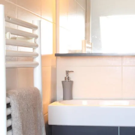 Lejlighed Hostnfly - Beautiful 650m From The Arc De Triomphe Paris