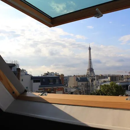 Hostnfly - Beautiful 650m From The Arc De Triomphe * Paris